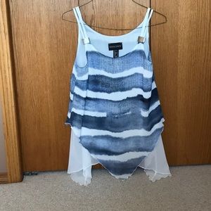 Ladies loose fitting top  with spaghetti straps. Size 6.